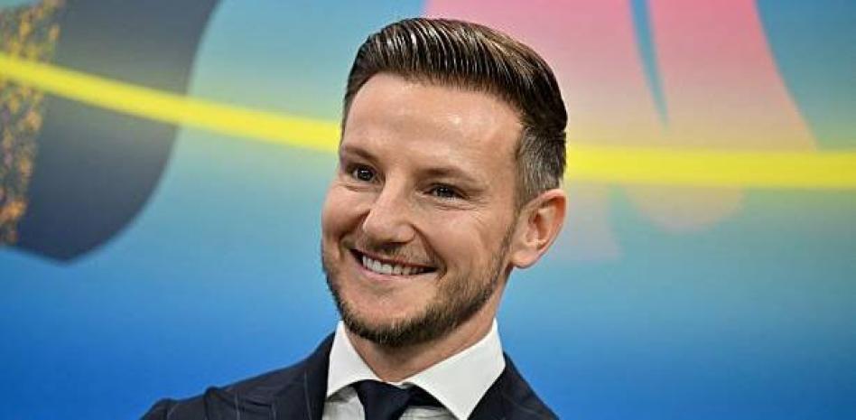 开云体育下载APP-拉基蒂奇：我在巴萨和哈维只共事过一年，真希望能共事更久